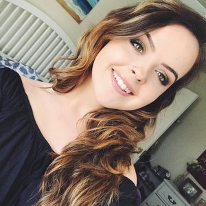 Meet your Posher, Juliana